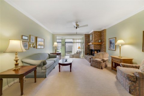 Copropriété à vendre à Altamonte Springs, Floride: 3 chambres, 177.26 m2 № 2151323 - photo 9