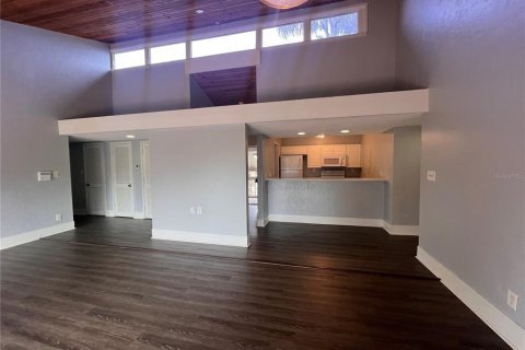Condo in Haines City, Florida, 1 bedroom  № 1525840 - photo 4