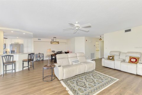 Condo in Punta Gorda, Florida, 3 bedrooms  № 2166665 - photo 13