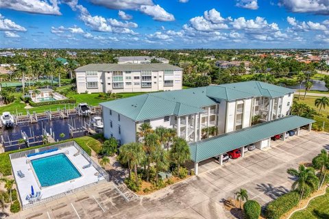 Condo in Punta Gorda, Florida, 3 bedrooms  № 2166665 - photo 2