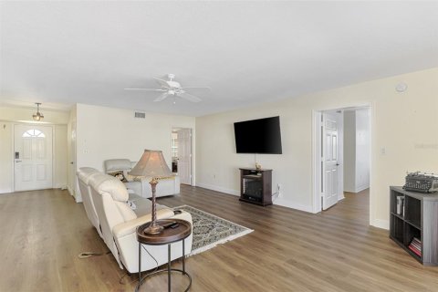 Condo in Punta Gorda, Florida, 3 bedrooms  № 2166665 - photo 11