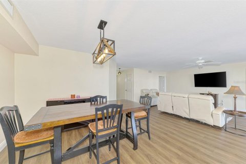 Condo in Punta Gorda, Florida, 3 bedrooms  № 2166665 - photo 17