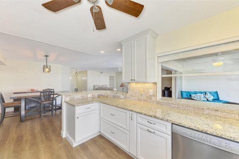 Condo in Punta Gorda, Florida, 3 bedrooms  № 2166665 - photo 29