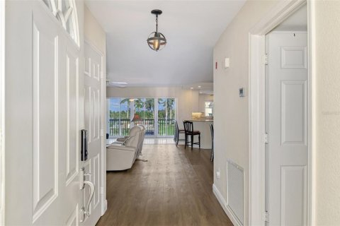 Condo in Punta Gorda, Florida, 3 bedrooms  № 2166665 - photo 6