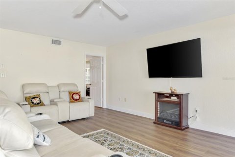 Condo in Punta Gorda, Florida, 3 bedrooms  № 2166665 - photo 12