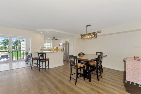 Condo in Punta Gorda, Florida, 3 bedrooms  № 2166665 - photo 16