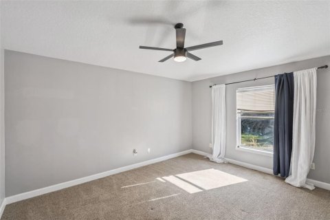 Villa ou maison à vendre à Apopka, Floride: 3 chambres, 110.18 m2 № 2312450 - photo 6