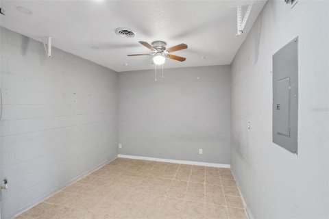 Villa ou maison à vendre à Apopka, Floride: 3 chambres, 110.18 m2 № 2312450 - photo 15