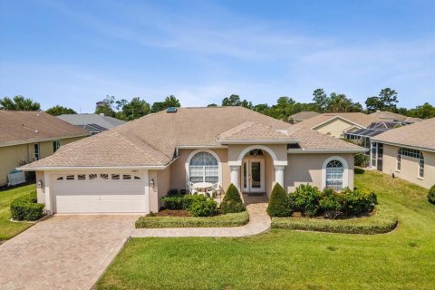 House in Hudson, Florida 3 bedrooms, 178.09 sq.m. № 1769789 - photo 1