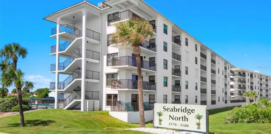 Condo in Ormond-by-the-Sea, Florida, 2 bedrooms № 2386621