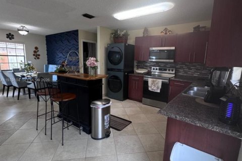 Casa en venta en Coral Springs, Florida, 3 dormitorios, 129.13 m2 № 2044621 - foto 7