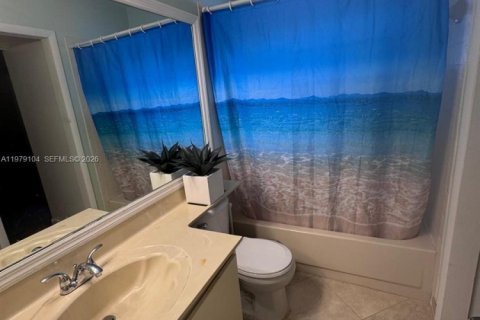 Casa en venta en Coral Springs, Florida, 3 dormitorios, 129.13 m2 № 2044621 - foto 16