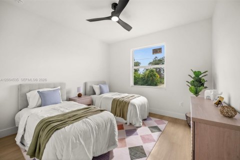 House in Lehigh Acres, Florida 3 bedrooms, 142.7 sq.m. № 2068622 - photo 30