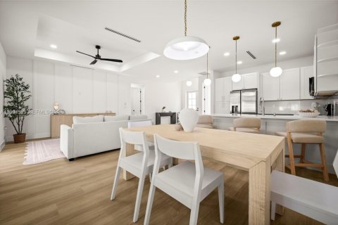 House in Lehigh Acres, Florida 3 bedrooms, 142.7 sq.m. № 2068622 - photo 12