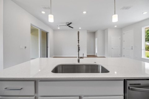 House in Palm Coast, Florida 3 bedrooms, 144.46 sq.m. № 1590100 - photo 6