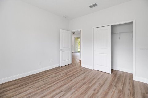 House in Palm Coast, Florida 3 bedrooms, 144.46 sq.m. № 1590100 - photo 9