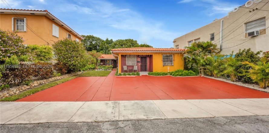 Immobilier commercial à Miami, Floride 185.99 m2 № 2025226