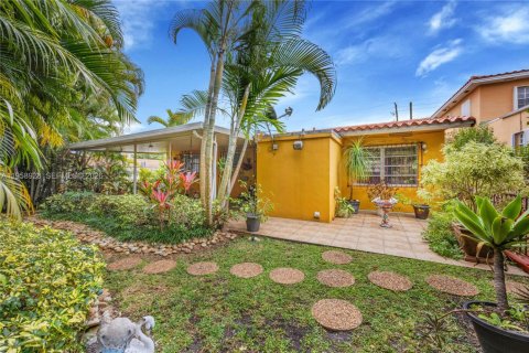 Immobilier commercial à vendre à Miami, Floride: 185.99 m2 № 2025226 - photo 25