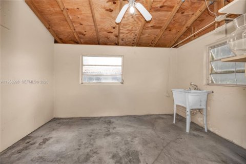 Immobilier commercial à vendre à Miami, Floride: 185.99 m2 № 2025226 - photo 30