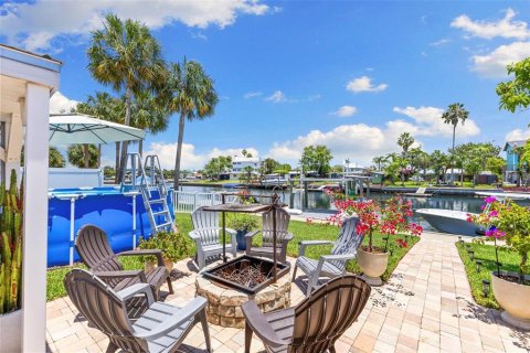 Villa ou maison à vendre à Hernando Beach, Floride: 2 chambres, 86.86 m2 № 1771226 - photo 22