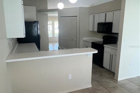 Villa ou maison à louer à Port Charlotte, Floride: 3 chambres, 152.36 m2 № 2419234 - photo 5