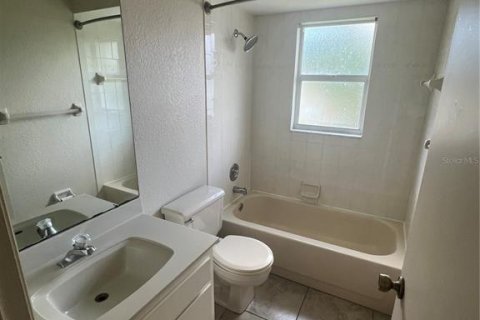 Villa ou maison à louer à Port Charlotte, Floride: 3 chambres, 152.36 m2 № 2419234 - photo 18