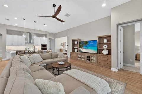 House in Riverview, Florida 4 bedrooms, 295.8 sq.m. № 1813803 - photo 15