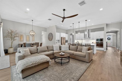 House in Riverview, Florida 4 bedrooms, 295.8 sq.m. № 1813803 - photo 14