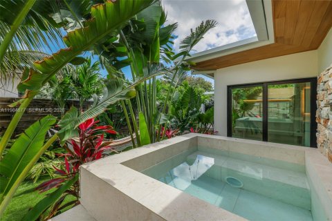 Купить виллу или дом в Майами-Бич, Флорида 4 спальни, 197.14м2, № 2049574 - фото 27