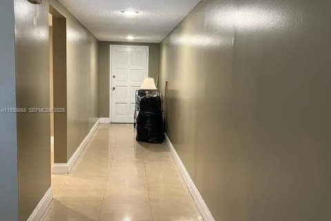 Copropriété à louer à Davie, Floride: 2 chambres, 115.2 m2 № 1997091 - photo 10