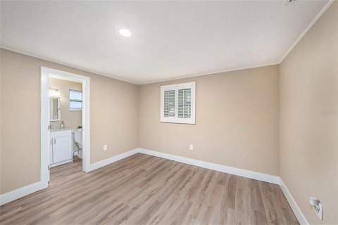Casa en venta en Saint Petersburg, Florida, 3 dormitorios, 155.52 m2 № 1909475 - foto 17