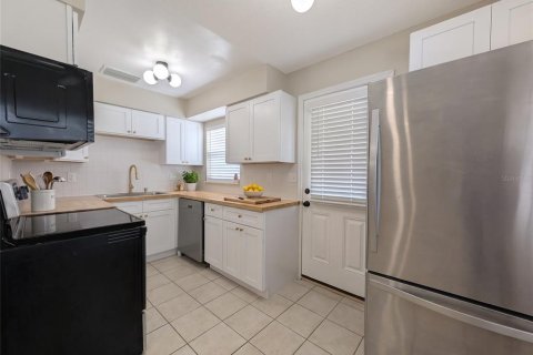 Appartement à louer à Altamonte Springs, Floride: 2 chambres, 90.12 m2 № 2399510 - photo 5