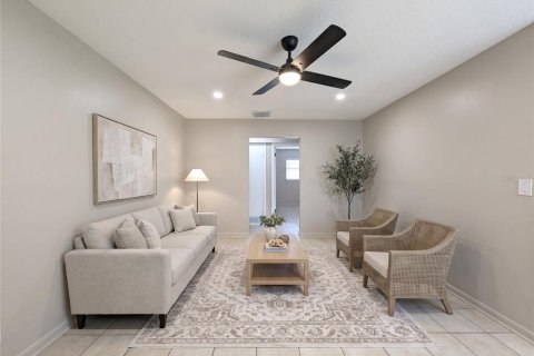 Appartement à louer à Altamonte Springs, Floride: 2 chambres, 90.12 m2 № 2399510 - photo 2