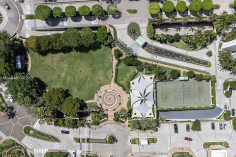 Copropriété à vendre à Miami, Floride: 2 chambres, 146.04 m2 № 1966882 - photo 5
