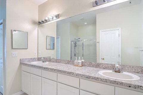Villa ou maison à vendre à Wesley Chapel, Floride: 2 chambres, 145.48 m2 № 2213079 - photo 30