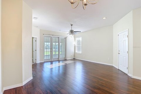 Villa ou maison à vendre à Wesley Chapel, Floride: 2 chambres, 145.48 m2 № 2213079 - photo 14