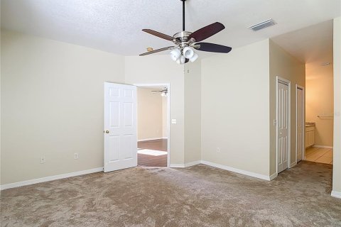 Villa ou maison à vendre à Wesley Chapel, Floride: 2 chambres, 145.48 m2 № 2213079 - photo 27