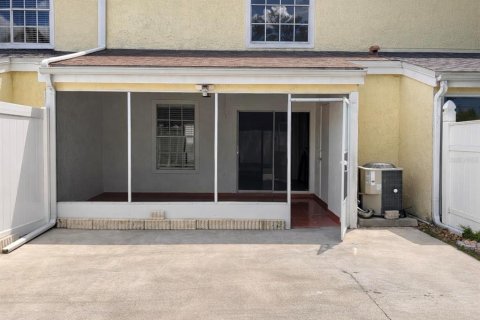 Touwnhouse à vendre à Orlando, Floride: 2 chambres, 109.25 m2 № 2123077 - photo 24