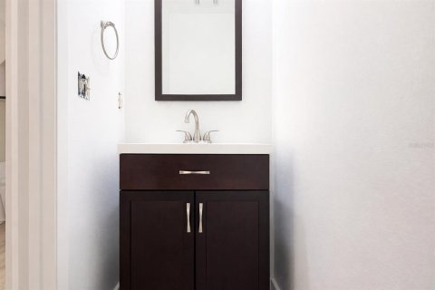 Touwnhouse à vendre à Orlando, Floride: 2 chambres, 109.25 m2 № 2123077 - photo 21