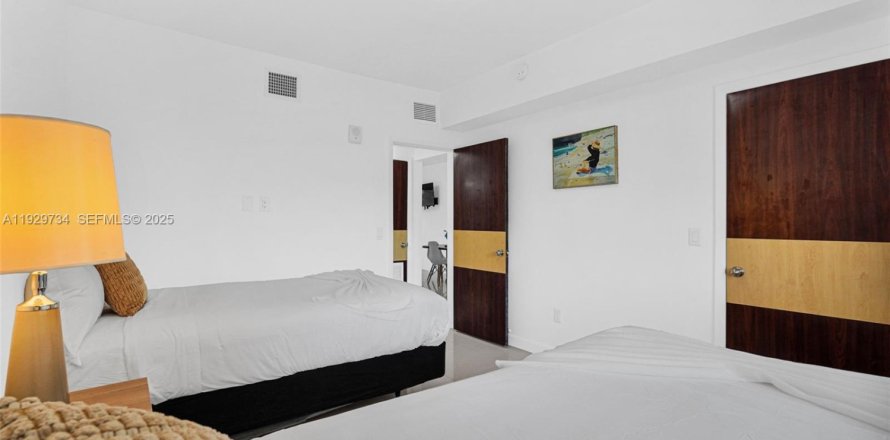 Apartamento en Bay Harbor Islands, Florida 1 dormitorio № 1988593