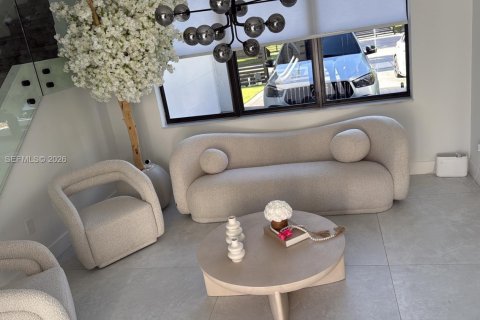 Villa ou maison à Miami, Floride 5 chambres, 310.29 m2 № 2168804