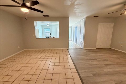 Touwnhouse à vendre à Orlando, Floride: 2 chambres, 118.82 m2 № 2378269 - photo 19
