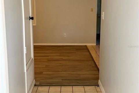 Touwnhouse à vendre à Orlando, Floride: 2 chambres, 118.82 m2 № 2378269 - photo 18