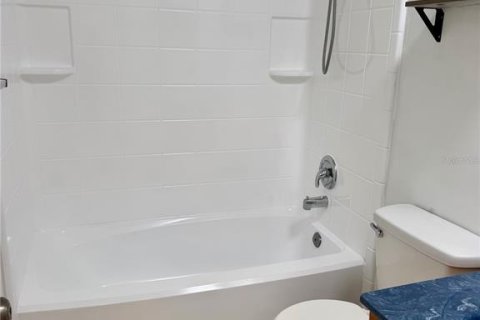 Touwnhouse à vendre à Orlando, Floride: 2 chambres, 118.82 m2 № 2378269 - photo 17