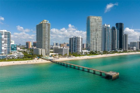 Condo in Sunny Isles Beach, Florida, 2 bedrooms  № 2091065 - photo 26