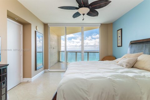 Condo in Sunny Isles Beach, Florida, 2 bedrooms  № 2091065 - photo 11