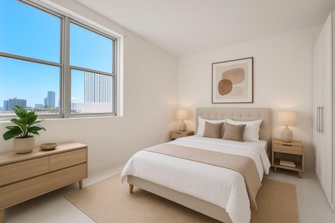 Condo in Miami, Florida, 2 bedrooms № 1989648 - photo 6