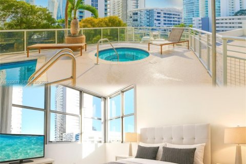 Condo in Miami, Florida, 2 bedrooms № 1989648 - photo 1