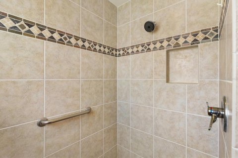 Casa en venta en The Villages, Florida, 3 dormitorios, 176.05 m2 № 1866462 - foto 24