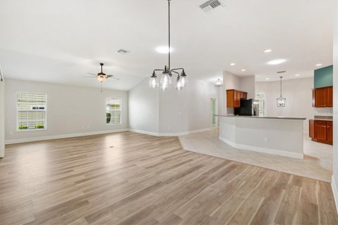 Casa en venta en The Villages, Florida, 3 dormitorios, 176.05 m2 № 1866462 - foto 14